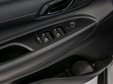 Hyundai Bayon Select 2WD Kamera Notrufsystem Navi BC