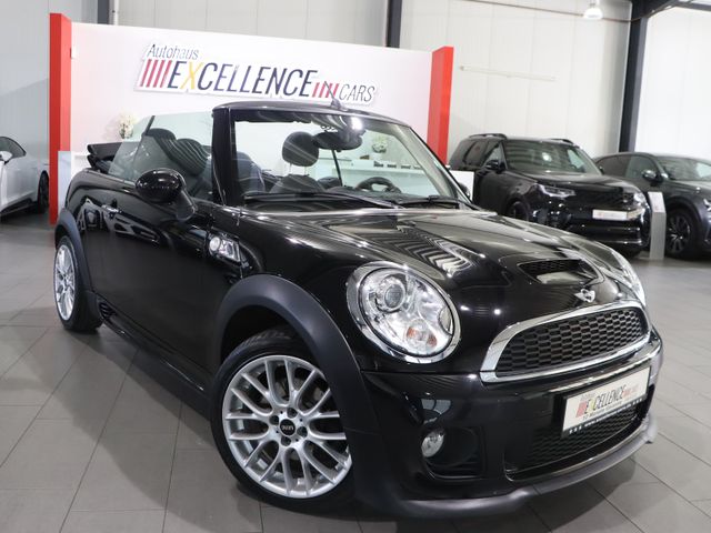 MINI Cooper S Cabrio JOHN COOPER WORKS / XENON, LEDER