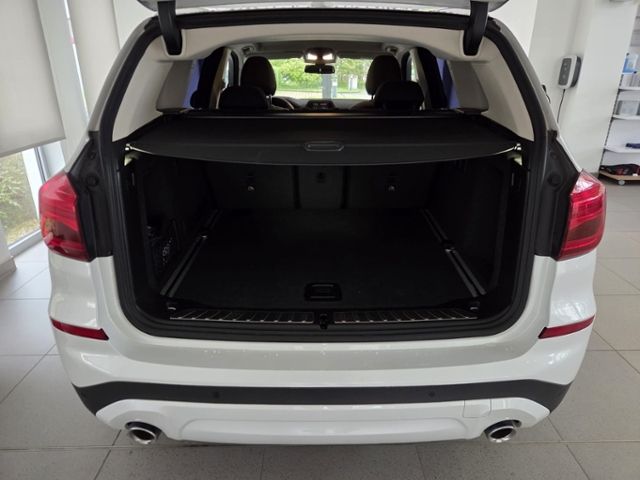X3 Advantage 20i xDrive LED NAV eHECK 8FACH