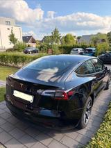 Tesla Model 3 Alcantara/Ambienteb./Garantie/SR/RWD - Tesla Model 3 in Bielefeld