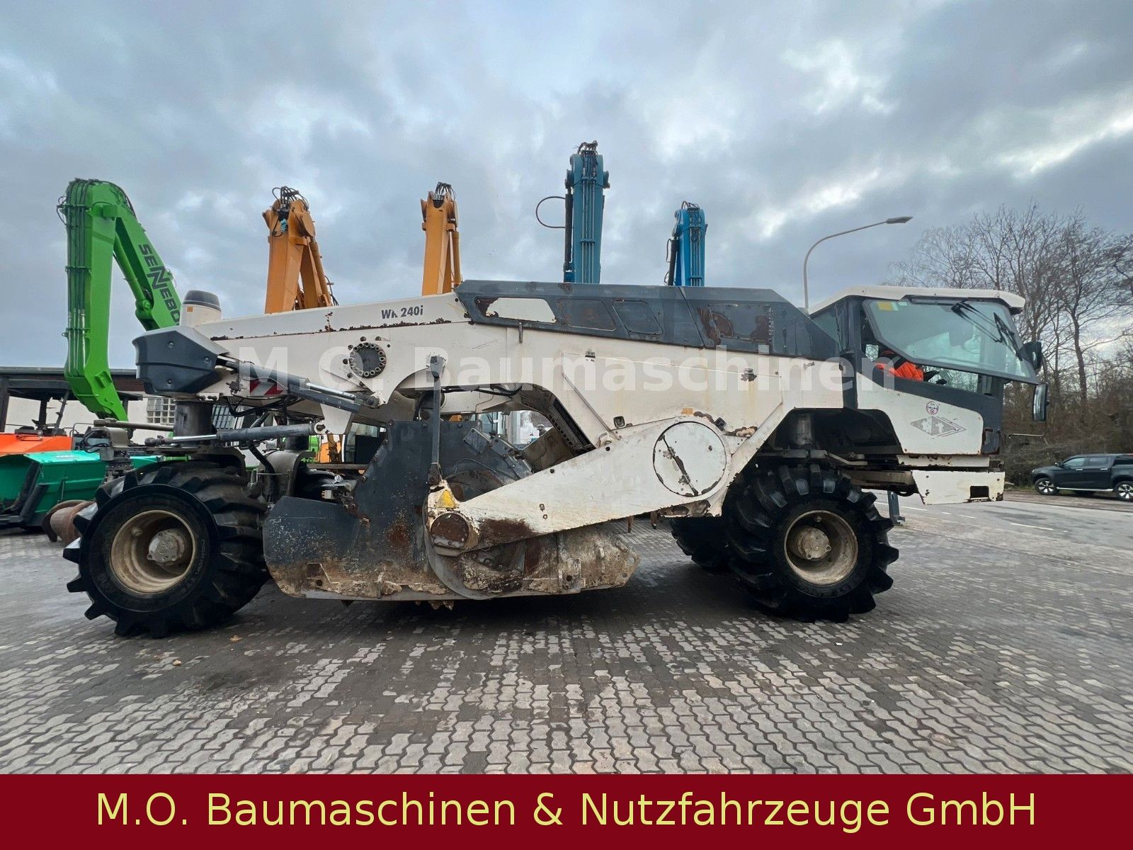 Fahrzeugabbildung Wirtgen WR 240 i/ Kaltrecycler /2,40 m/