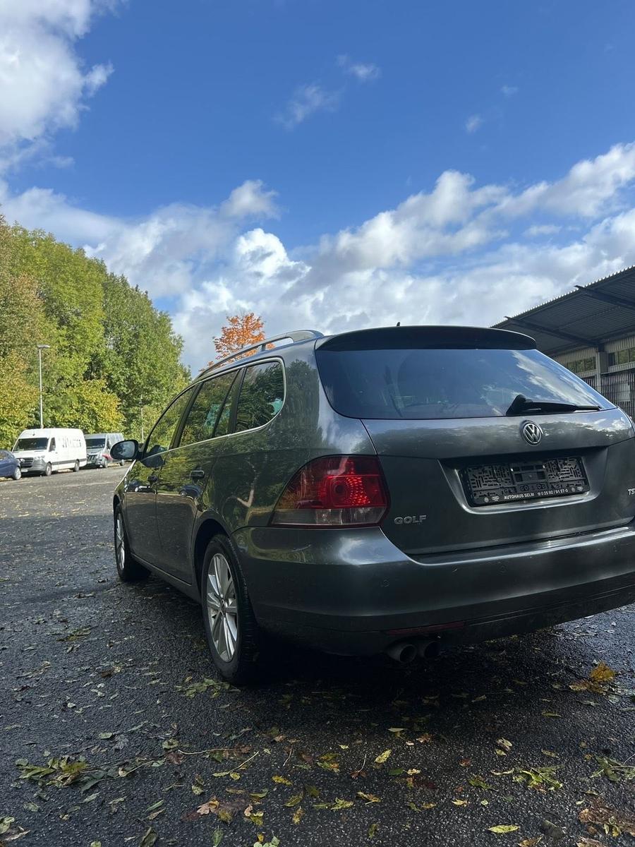 Volkswagen Golf 2011 — photo 5
