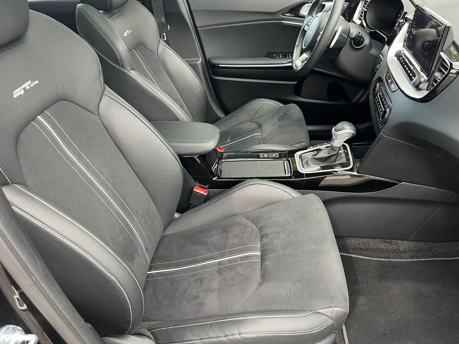 Kia Ceed Sportswagon GT Line /1.Hand/Pano/AHK/Kamera
