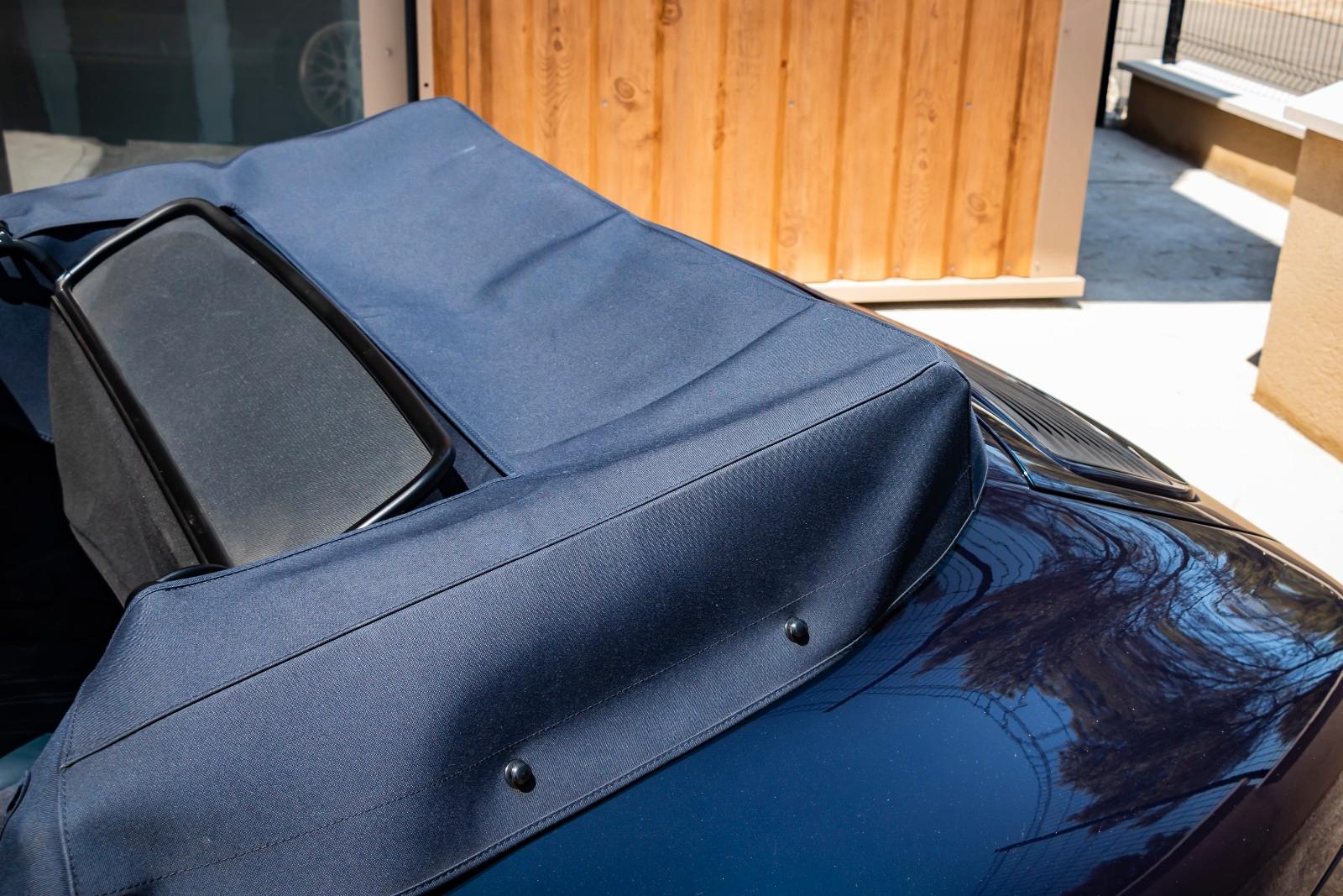Porsche 993 Carrera Cabriolet