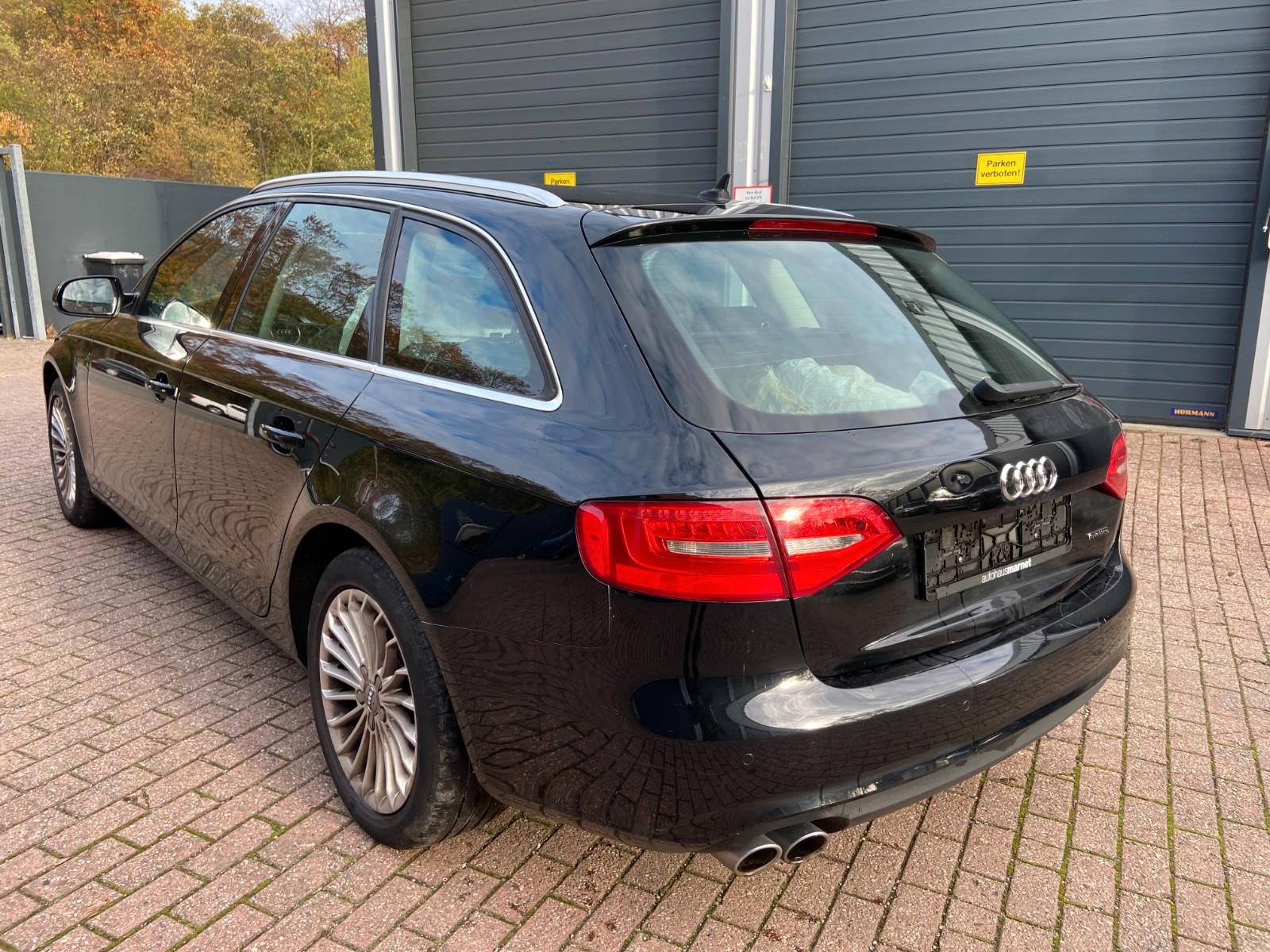 Audi A4 2015 — photo 12