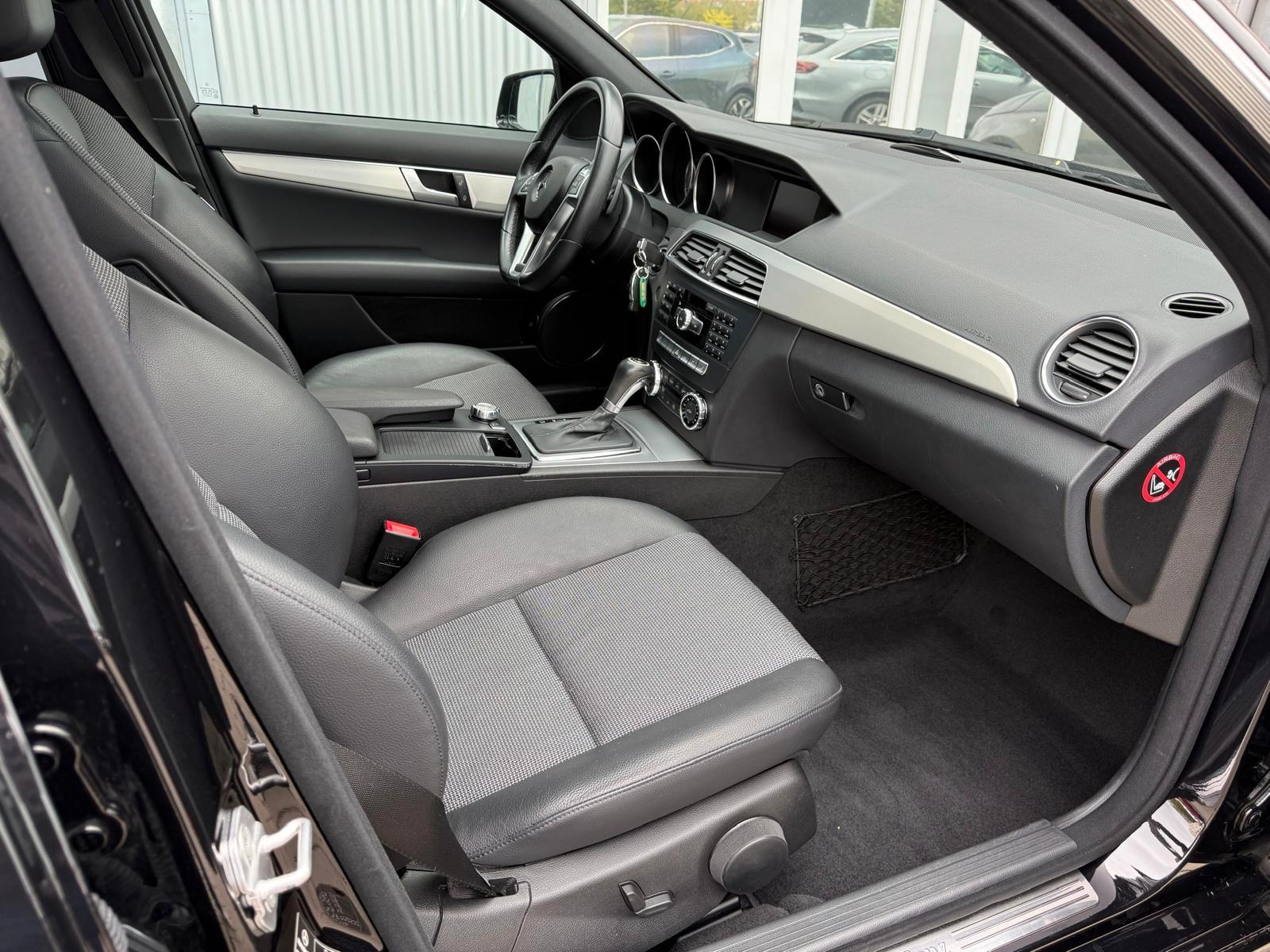 Mercedes-Benz C 200 T Automatik AMG Paket+Navi+Xenon+2.Hand