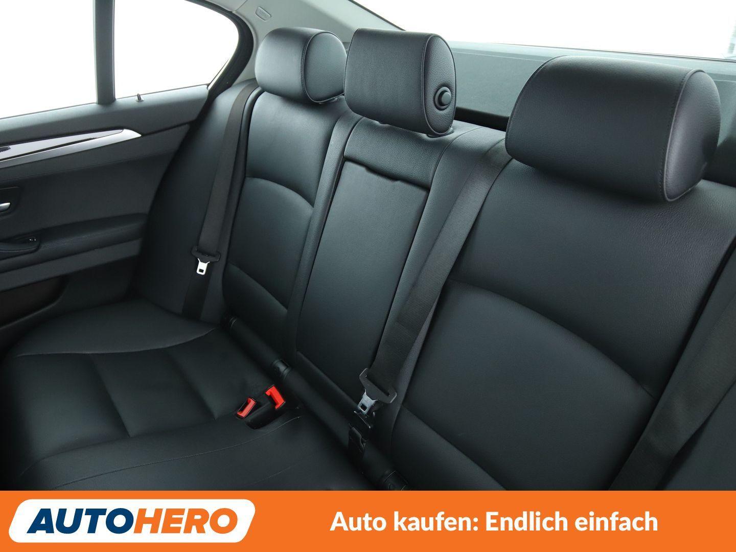 BMW 5er 520d Aut.*NAVI*TEMPO*PDC*SHZ*ALU*KLIMA*LIM*