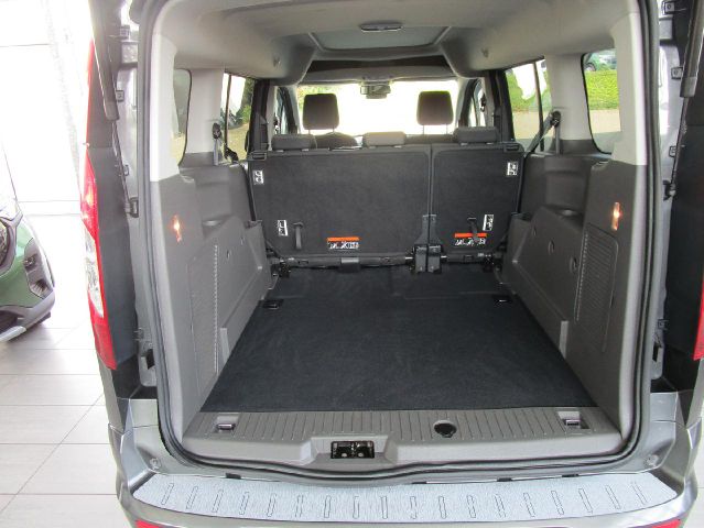 Grand Tourneo Connect Titanium/AHK/Navi/Panodach