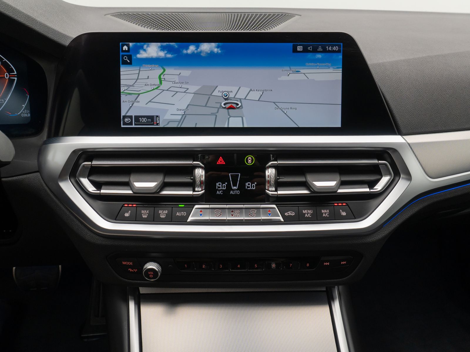 Fahrzeugabbildung BMW 320d M Sport Alarm DAB Kamera Komfort CockpitPro