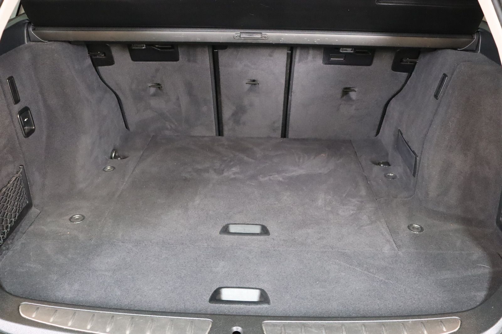 Fahrzeugabbildung BMW 316 i Modern Line * Bi-Xenon * Navi