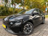 Hyundai E-Kona Trend 64kWh|Garantie12/2029|SOH98%|HeadUp - schwarze Hyundai KONA Elektro