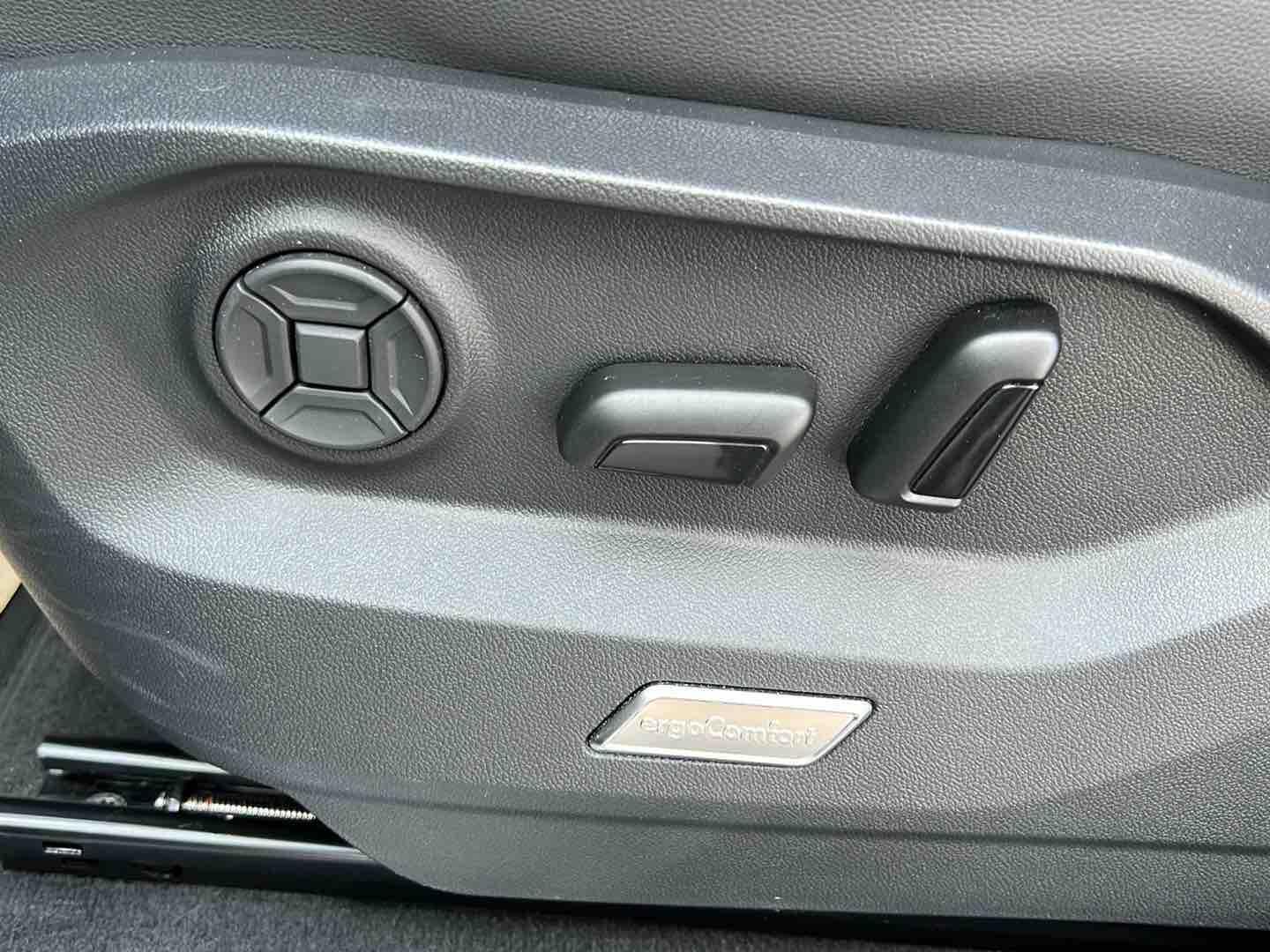 Volkswagen Touareg 3.0TDI 4M Elegance*IQ Drive*IQ-Light*UVM, миниатюра 15