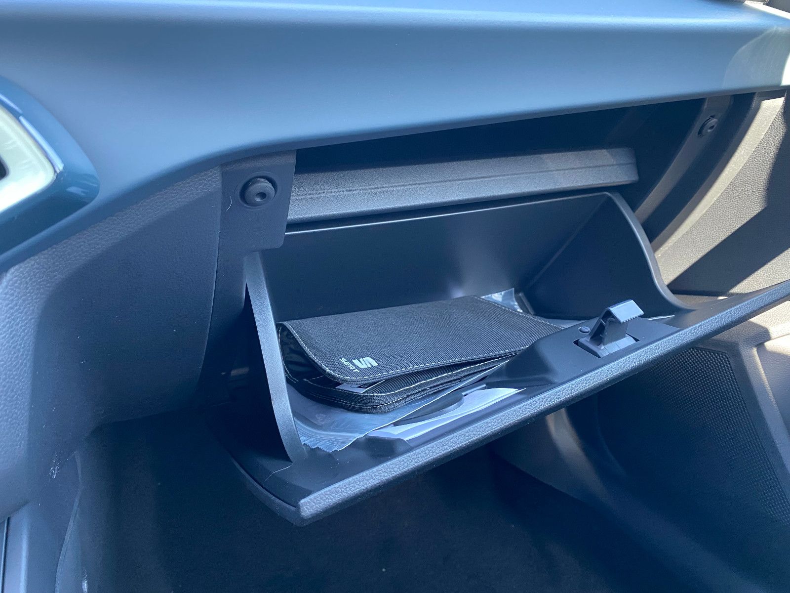 Fahrzeugabbildung SEAT Arona 1.0 TSI  NEW Style *SHZ *AHZV Vorber.