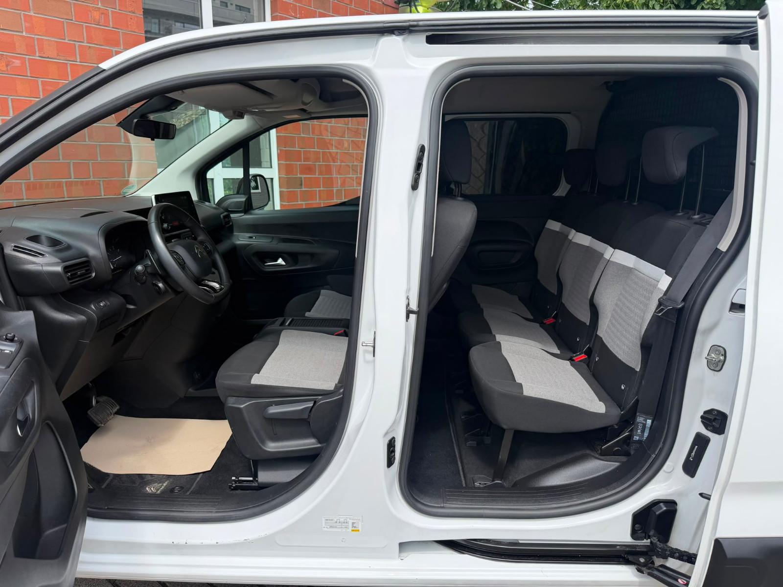 Citroën Berlingo 1.5 HDi MPV Feel M Aut. LED 360° 1.Hand