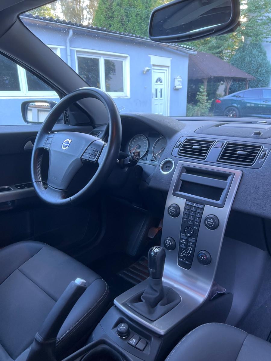 Volvo V50 2004 — photo 8