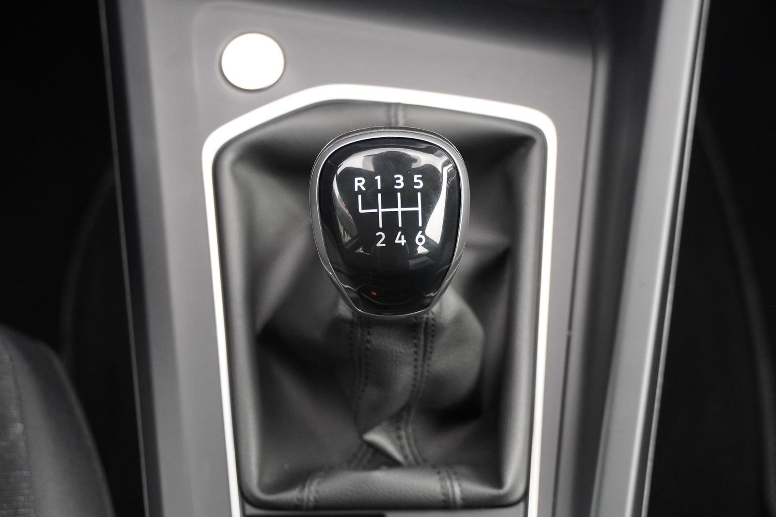 Volkswagen Golf VIII 1.0 Basis LED ACC AHK Tempomat, миниатюра 16