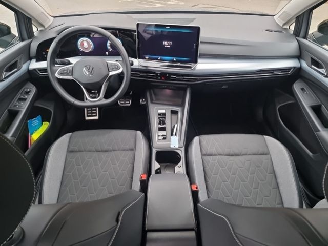 Fahrzeugabbildung Volkswagen Golf VIII 1.5 eTSI 85 kW GOAL KLIMA SHZ LED AHK