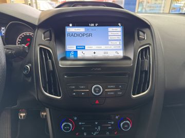 Ford Focus Turnier ST 250PS