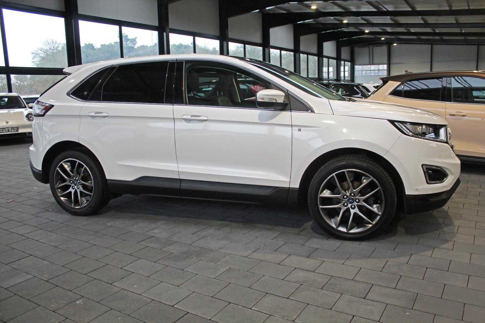 Ford Edge Titanium 4x4(PANO, Business Paket, Leder)