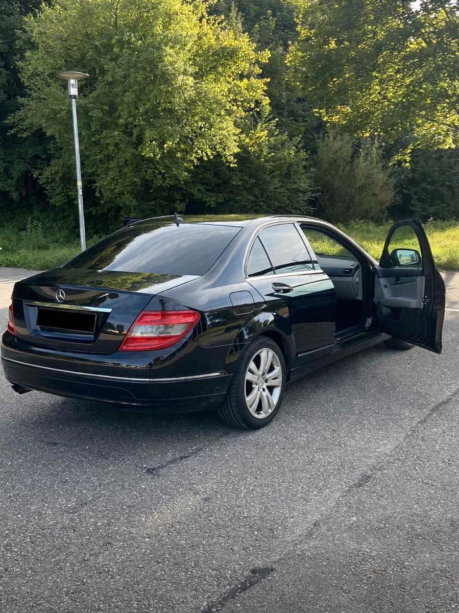 Mercedes-Benz C 180