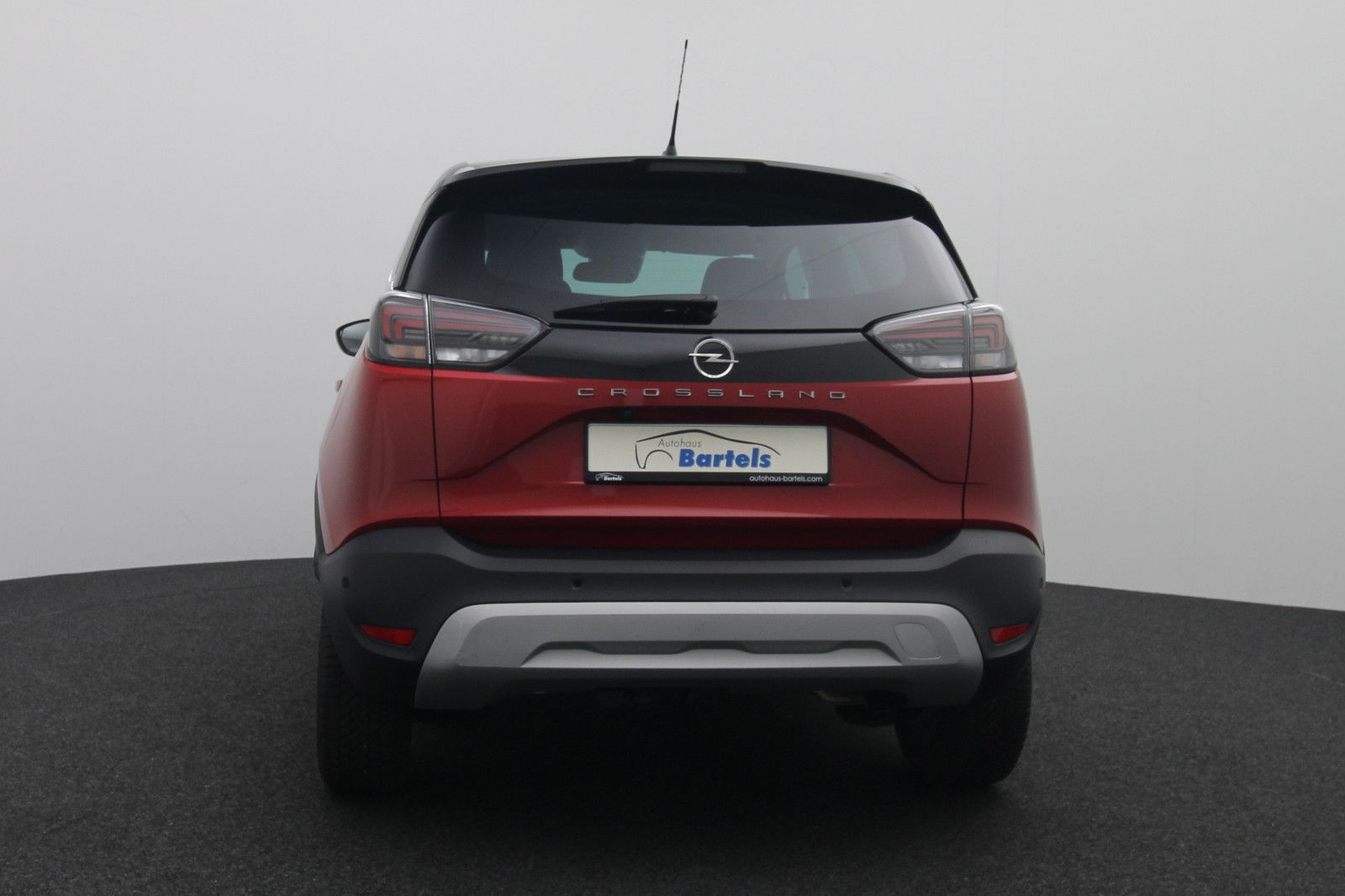 Fahrzeugabbildung Opel Crossland 1.2 Elegance AHK/LED/DAB/AppleCP/RK