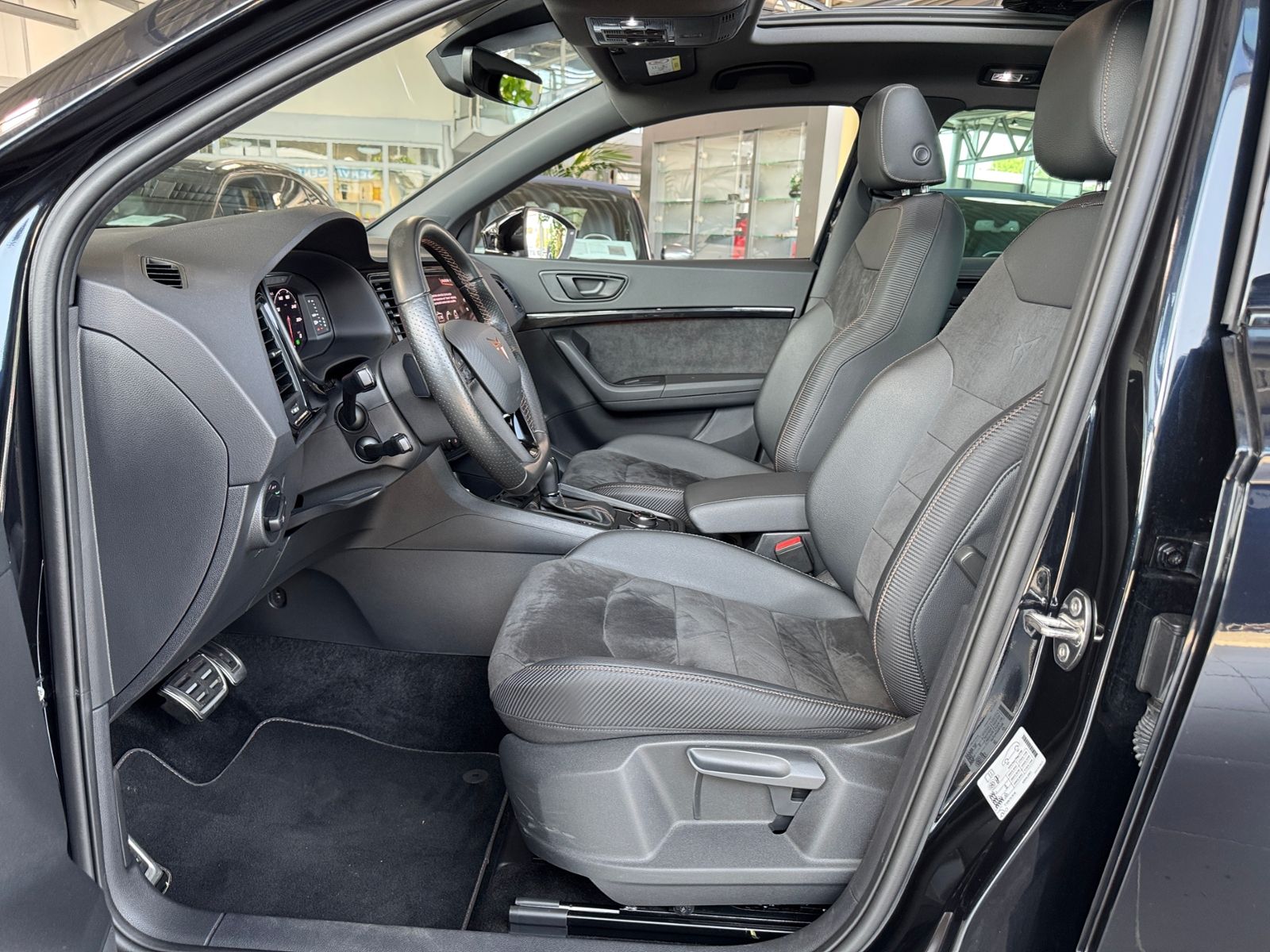 Fahrzeugabbildung CUPRA Ateca 2.0 TSI 4DriveLED NAVI AHK PANO