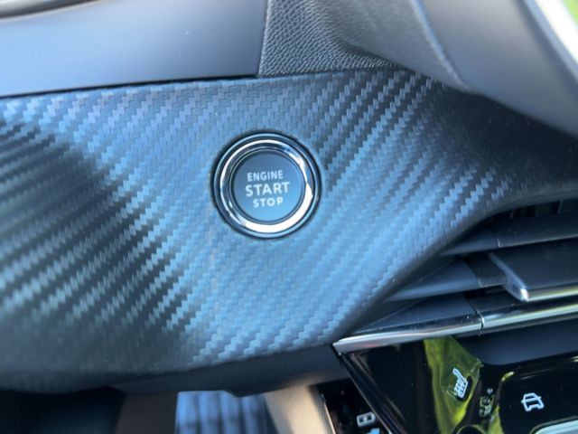 Foto Nummer 22: PEUGEOT 2008