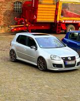 Volkswagen Golf GTI Edition 30 - Volkswagen Golf: GTI Edition 30