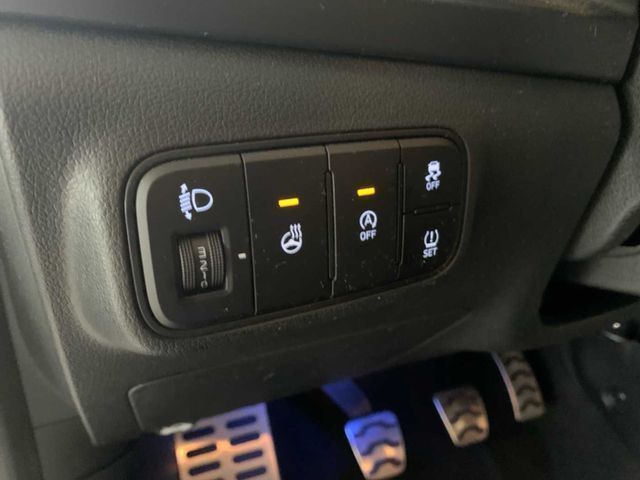 Fahrzeugabbildung Hyundai BAYON 1.0 T-GDI 48V-Hybrid Intro/Navi/Plus