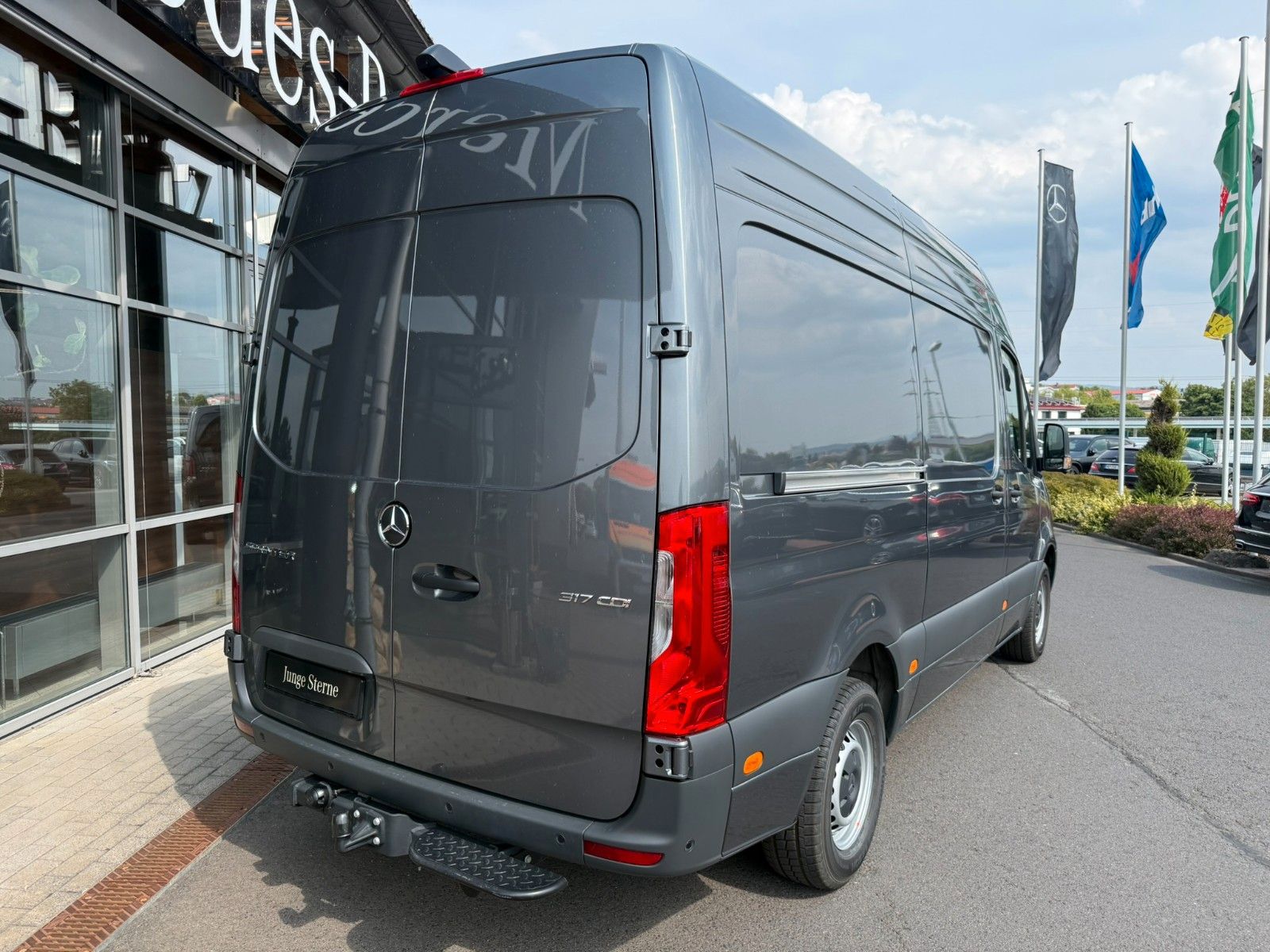 Fahrzeugabbildung Mercedes-Benz Sprinter 317 CDI 9G 3665 AHK3,5 Klima 360