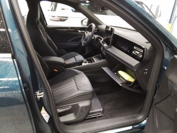 Fahrzeugabbildung Volkswagen Tiguan eTSI R-Line DSG Standhzg. Matrix AHK Navi