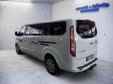 Ford Tourneo Custom 320 L2H1 VA Titanium 8Sitzer+AHK - Ford Tourneo Custom in Freiburg
