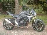 Suzuki GSR750A - SUZUKI 750 GSR