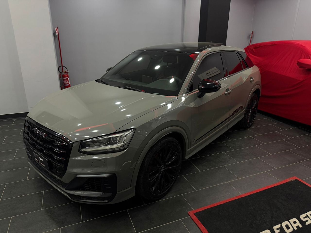 Audi Q2 SQ2 TFSI quattro S tronic imagem 3