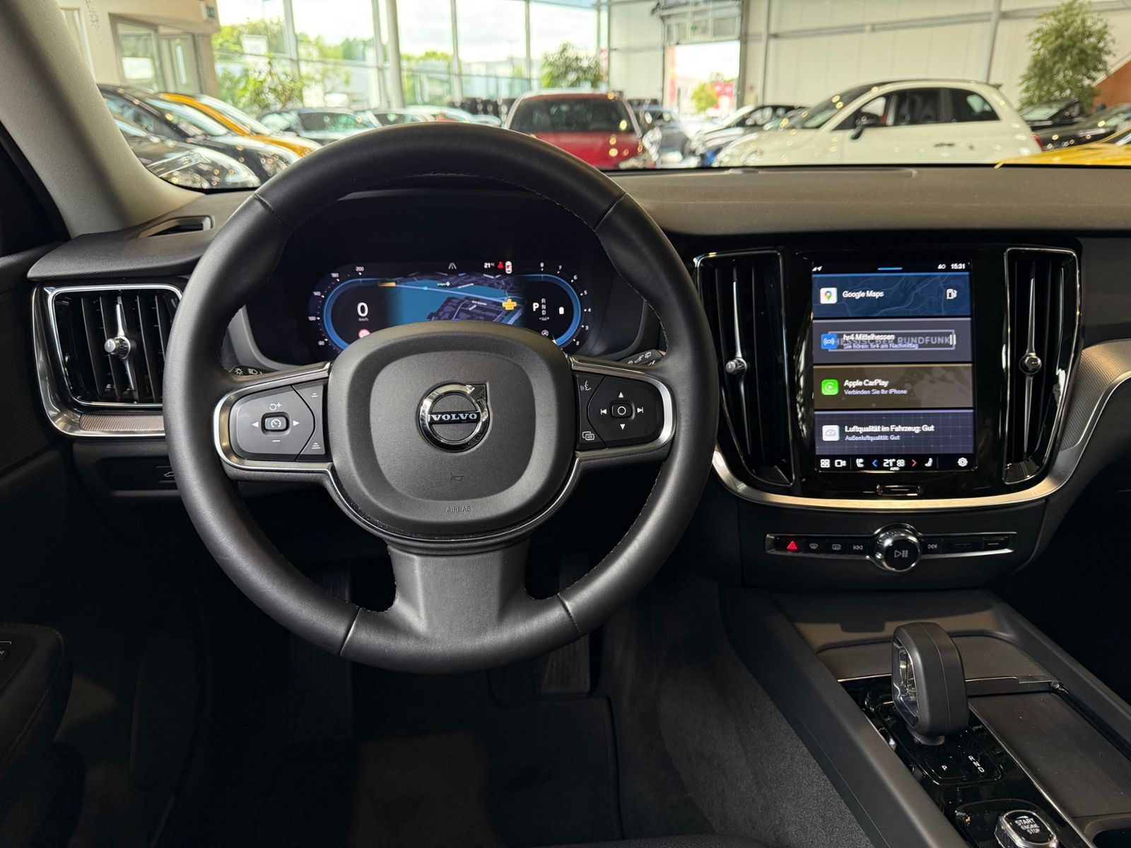 Fahrzeugabbildung Volvo V60 Kombi Core AHK LED ALU