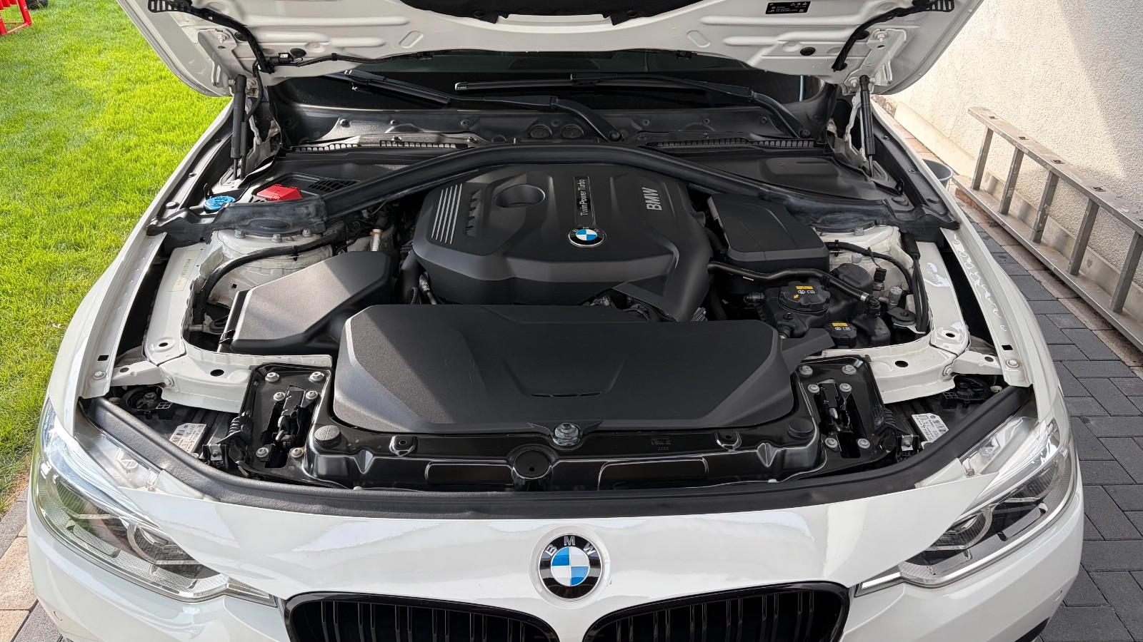 BMW 320i Touring Sport Line Sport Line