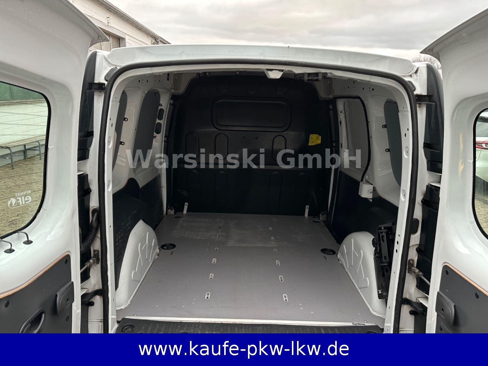 Fahrzeugabbildung Renault Kangoo Rapid Extra*KLIMA*Standheizung*PDC