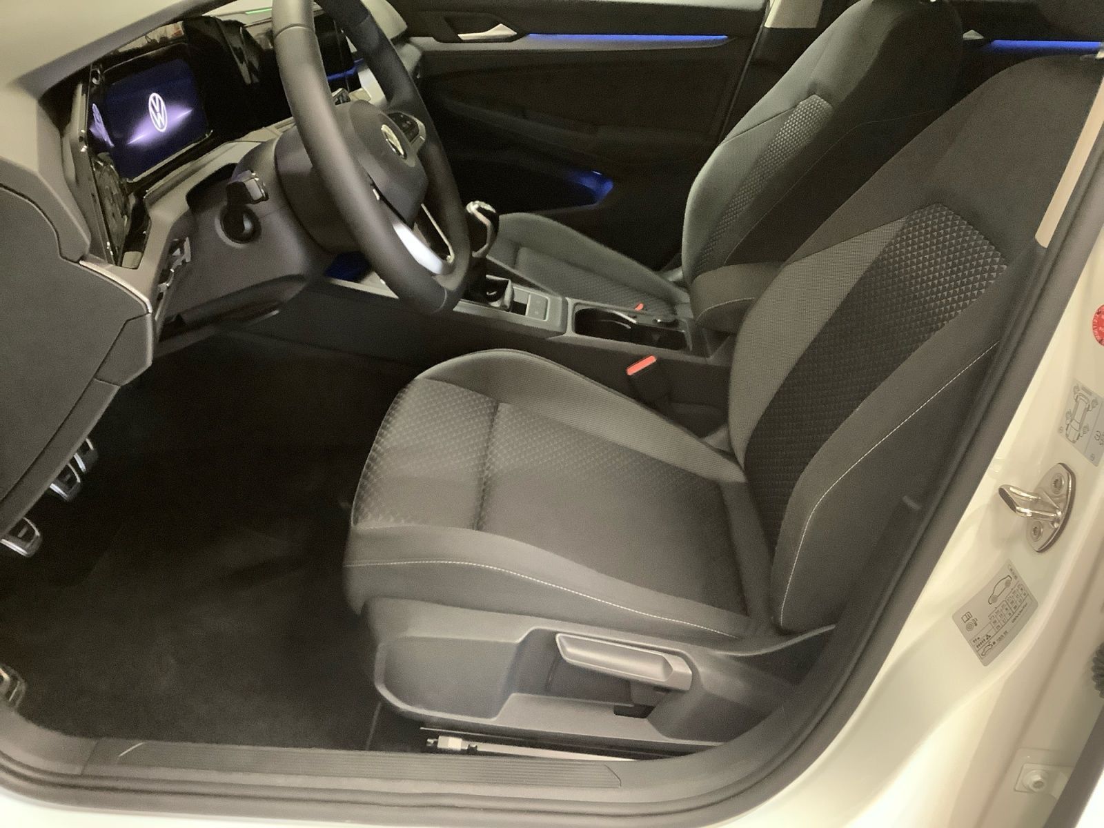 Golf Active 1,5 l TSI 96 kW Matrix, Standheizun