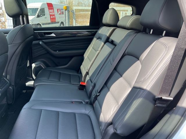 DFSK Fengon 7 AT 7-Sitzer-Allrad-Navi-Panorama 2.5to