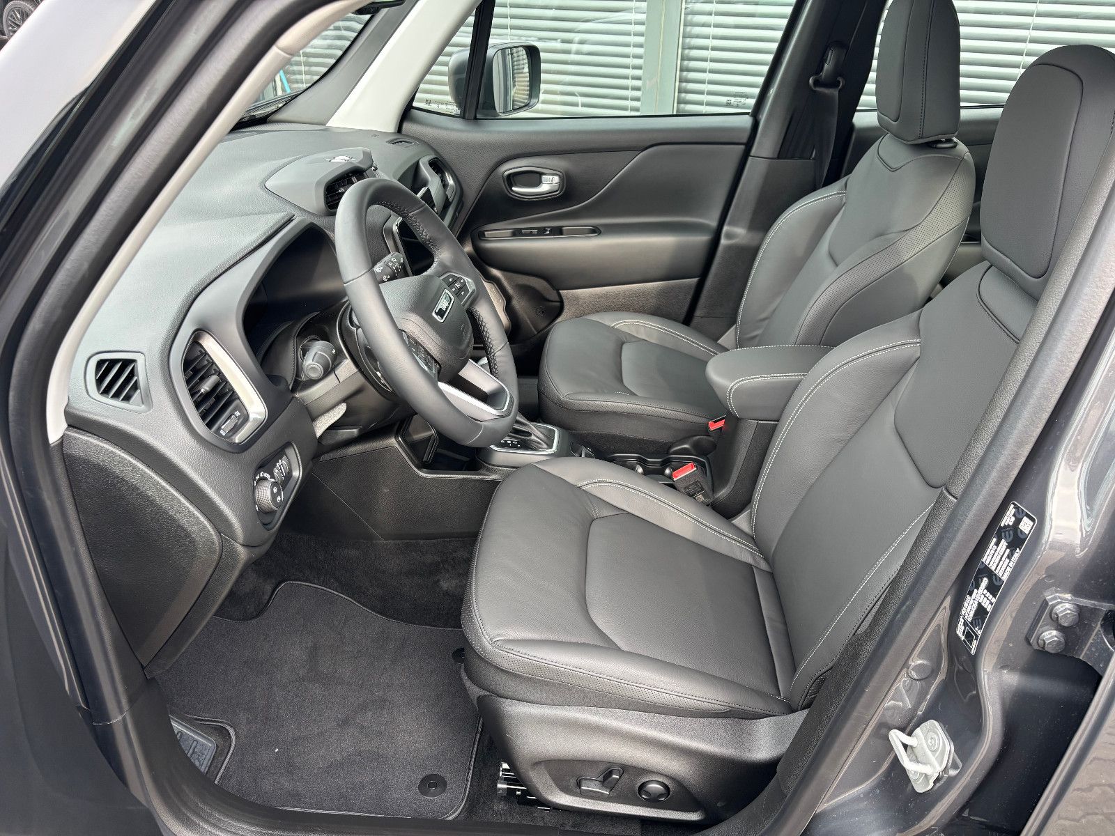 Jeep Renegade - Bild 7