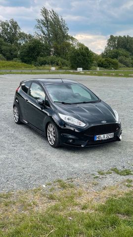 Ford Fort Fiesta ST 182PS