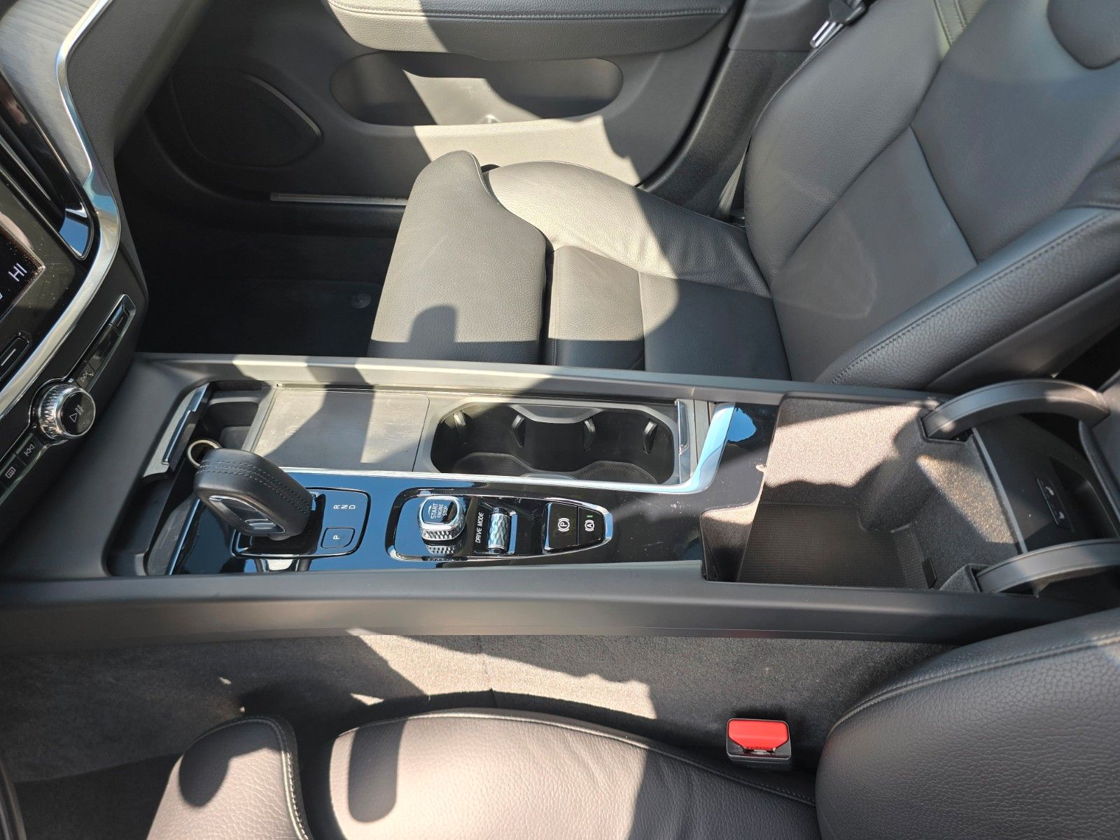 Volvo V60 Cross Country Pro AWD Navi Leder,360° Kamera foto 18