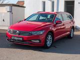 Volkswagen Passat Variant Business*VIRTUELL*MASSAGE*KAMERA* - rote Volkswagen Passat