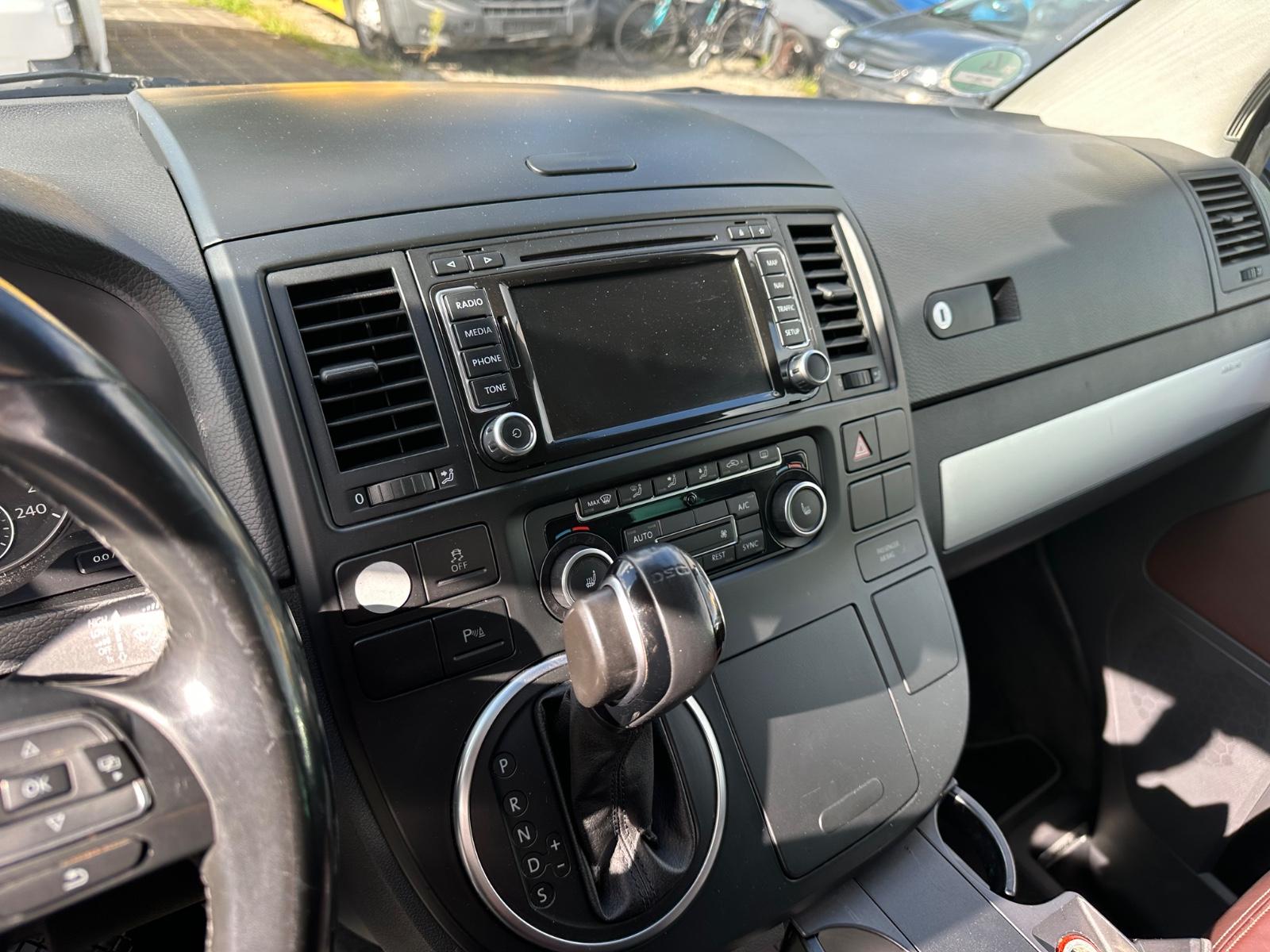 VOLKSWAGEN T5 MULTIVAN - 140 ch - HIGHLINE - CUIR