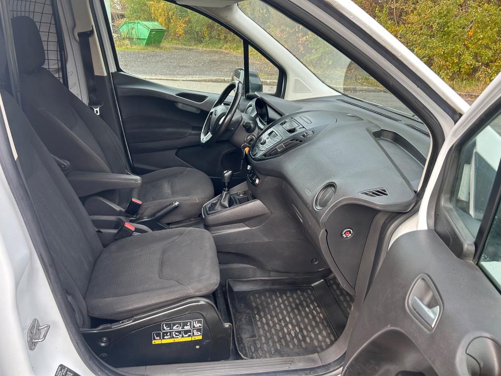 Ford Transit Courier