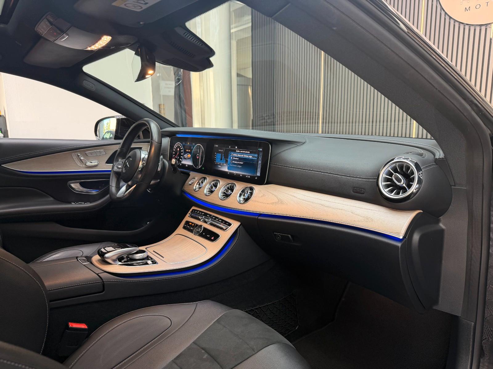 Mercedes-Benz CLS 300 d AMG S.DACH NIGHT WIDE LED SHZ AMBIENTE