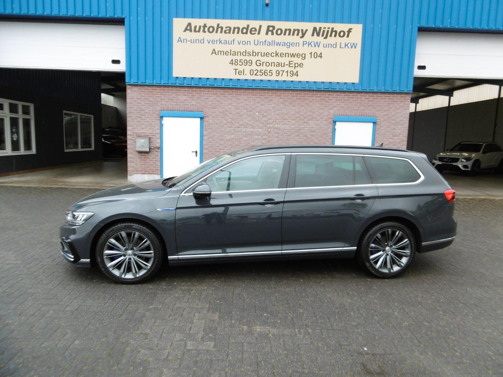 Volkswagen Passat Variant GTE R-Line DSG Pano Virtual ACC