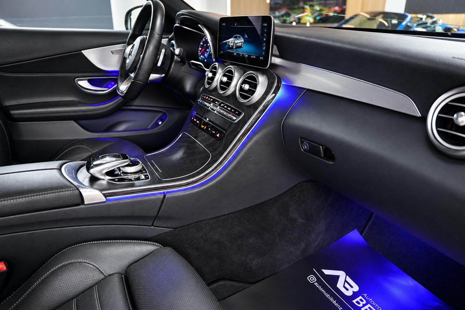 Fahrzeugabbildung Mercedes-Benz C 300 Coupe /AMG/VIRTUAL/MBUX/AMBIENTE/KAMERA