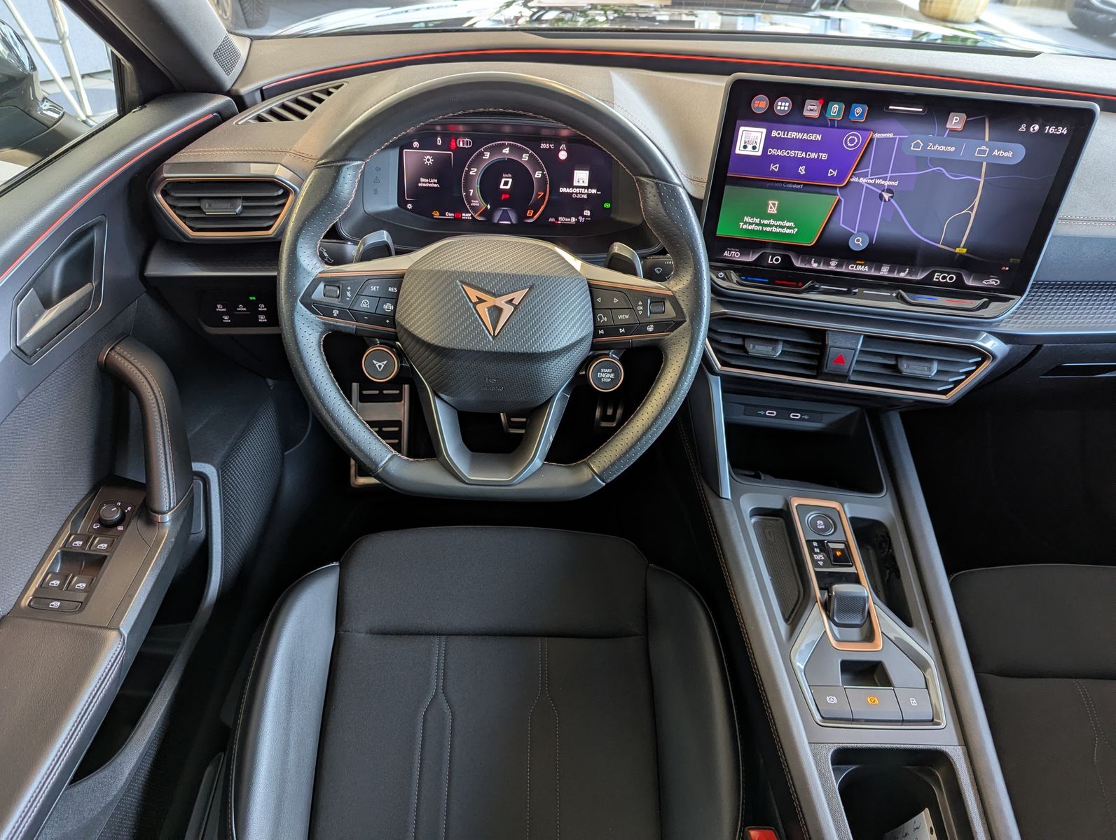 Fahrzeugabbildung CUPRA Leon 1.5 e-Hybrid Matrix Edge-Intelligent-Paket