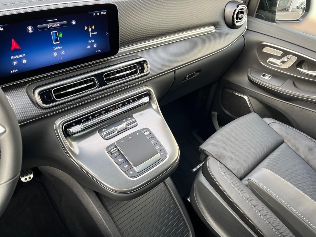 Fahrzeugabbildung Mercedes-Benz V 300 Exclusive 4x4 AMG AHK STH SHZ SpurA 360°KA